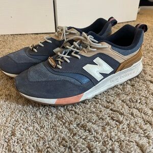 New Balance Men's Blue and Tan Sneakers